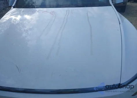 2026 Tesla Model Y Long Range Dual Motor All-Wheel Drive/Long Range Launch Series из США, поврежденный, VIN 7SAYGDEE7TA449451